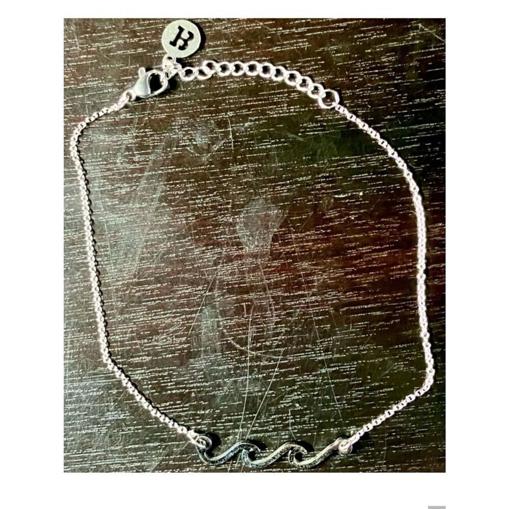 Double Wave Ankle Bracelet in Silver Tone.